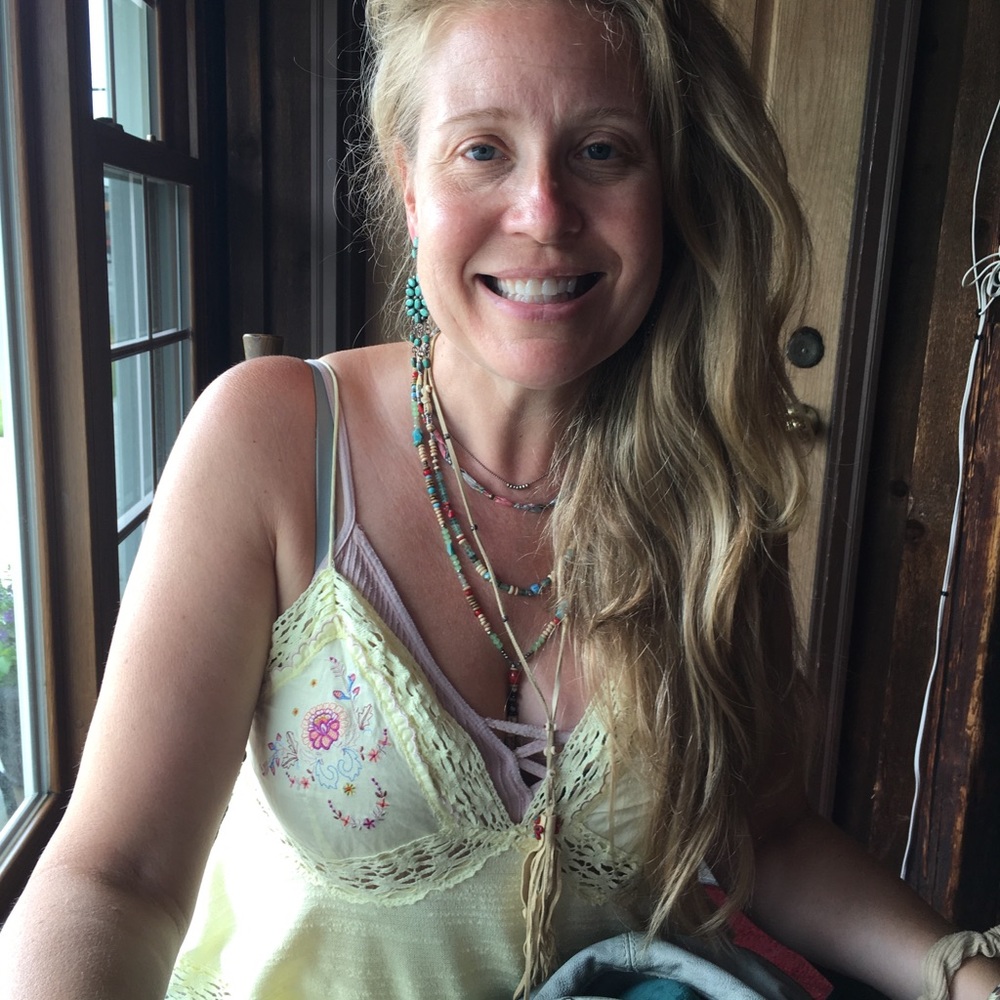 Meet your Posher, Denise